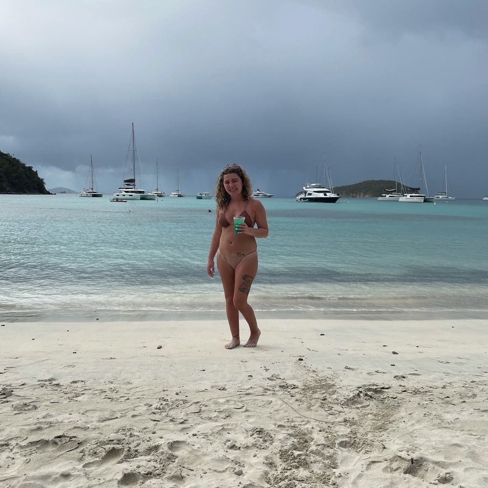 Meet your Posher, Courtney